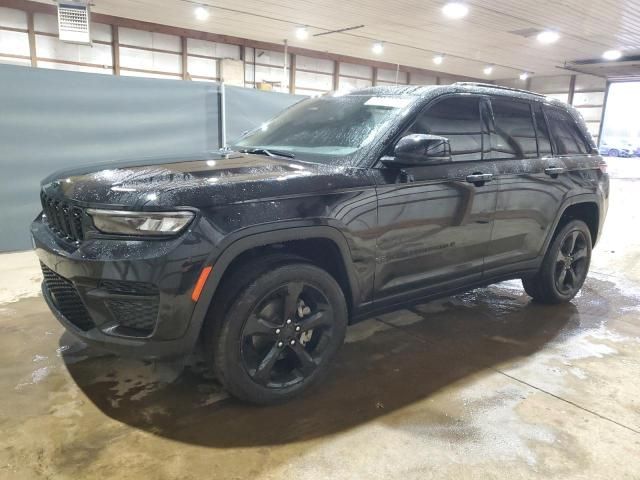 2023 Jeep Grand Cherokee Laredo