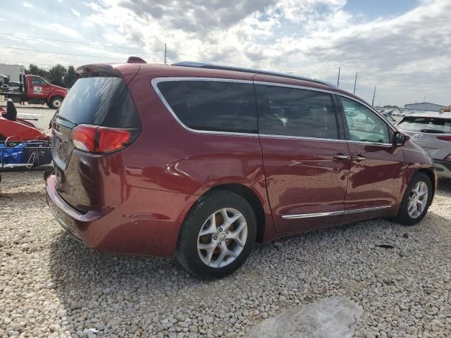 2017 Chrysler Pacifica Touring L Plus