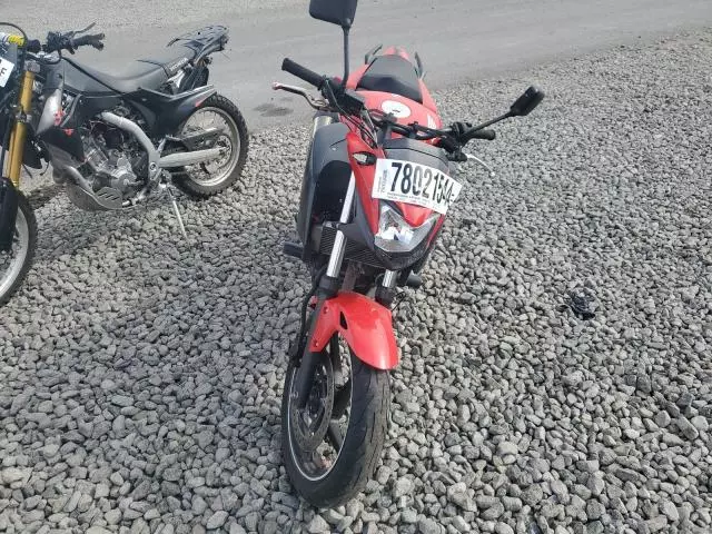 2015 Honda CB300 F