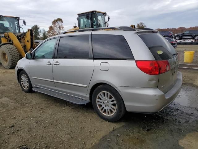 2007 Toyota Sienna XLE