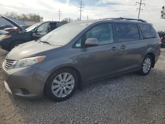 2014 Toyota Sienna LE