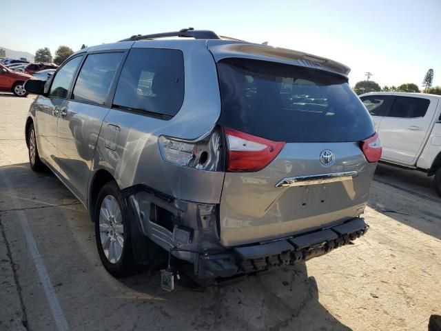 2015 Toyota Sienna XLE