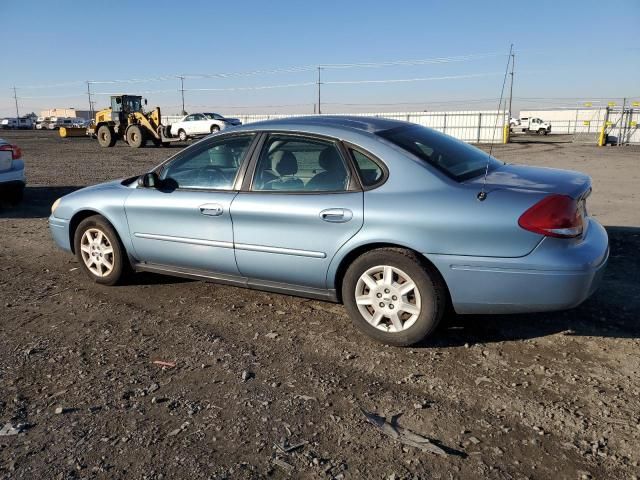 2005 Ford Taurus SE