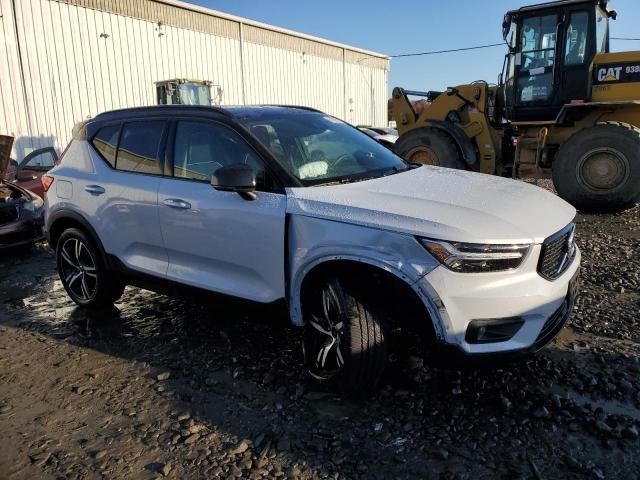 2021 Volvo XC40 T5 R-Design