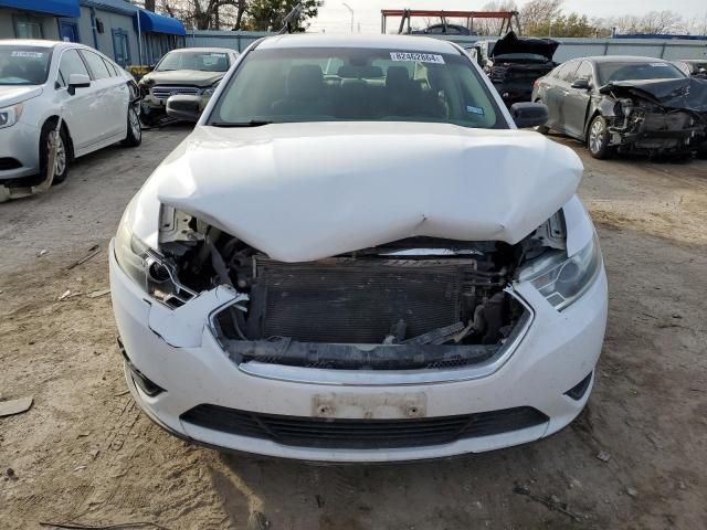 2013 Ford Taurus SE