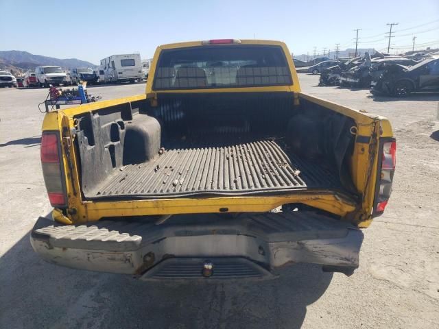 2002 Nissan Frontier Crew Cab XE