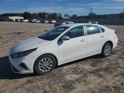 KIA Vehiculos salvage en venta: 2024 KIA Forte LX