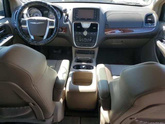 2011 Chrysler Town & Country Limited