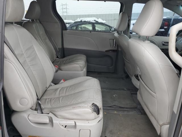 2011 Toyota Sienna XLE