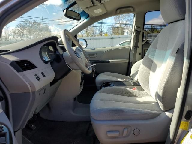 2012 Toyota Sienna LE