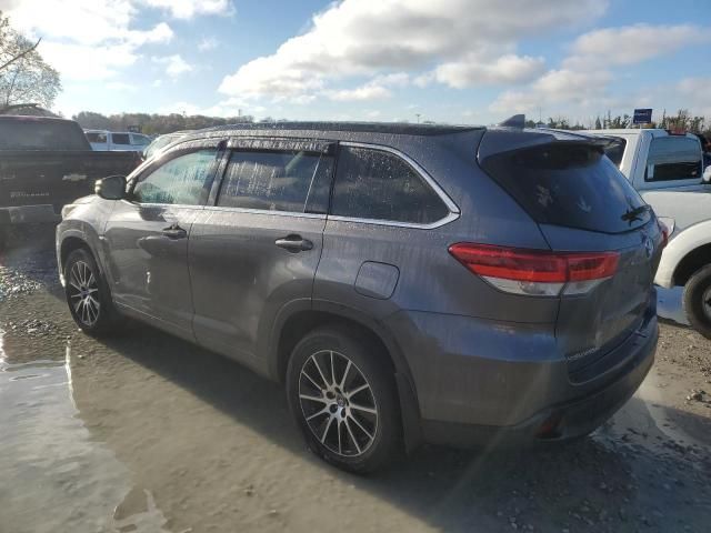 2018 Toyota Highlander SE