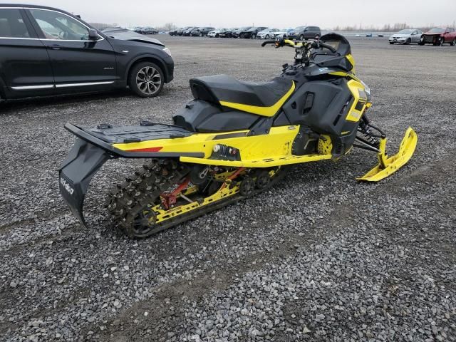 2020 Skidoo Renegade