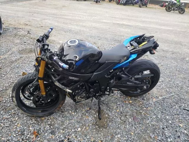 2022 Suzuki GSX-S750 M