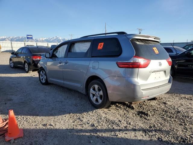 2015 Toyota Sienna LE