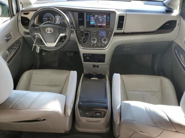 2015 Toyota Sienna XLE