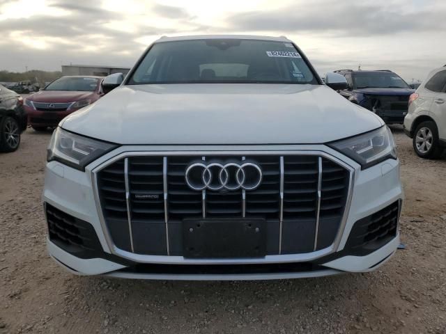 2020 Audi Q7 Premium Plus