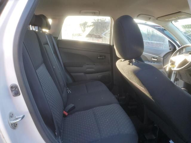 2011 Mitsubishi Outlander Sport SE