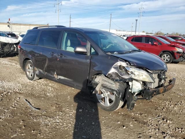 2012 Toyota Sienna LE