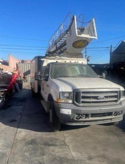 Camiones salvage a la venta en subasta: 2004 Ford F450 Super Duty