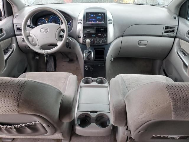 2007 Toyota Sienna CE