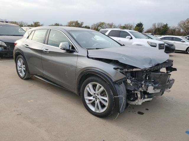 2018 Infiniti QX30 Base