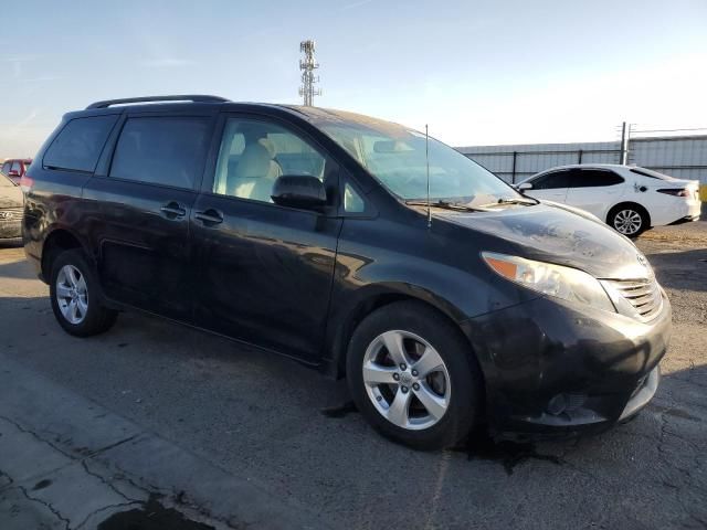 2013 Toyota Sienna LE