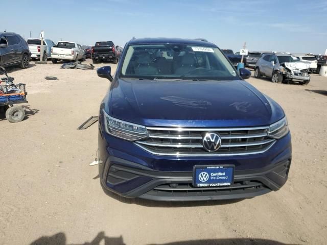 2022 Volkswagen Tiguan SE