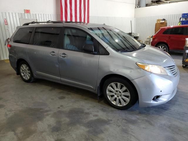 2011 Toyota Sienna XLE