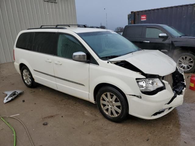 2011 Chrysler Town & Country Touring L