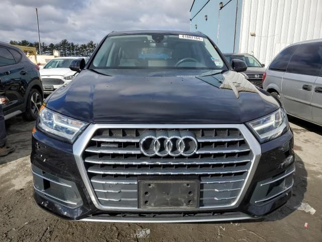 2019 Audi Q7 Premium