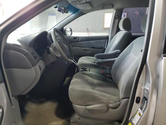 2008 Toyota Sienna CE