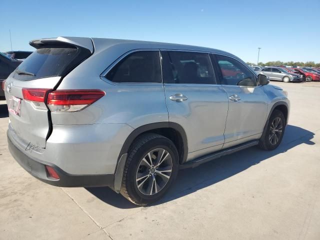 2018 Toyota Highlander LE