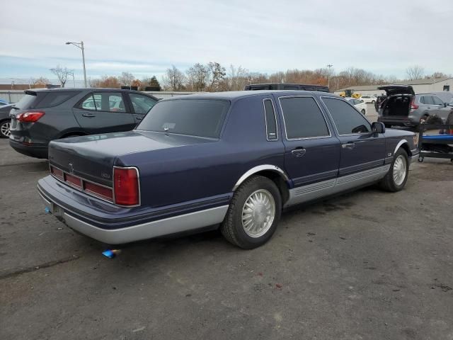 1995 Lincoln Town Car Signature