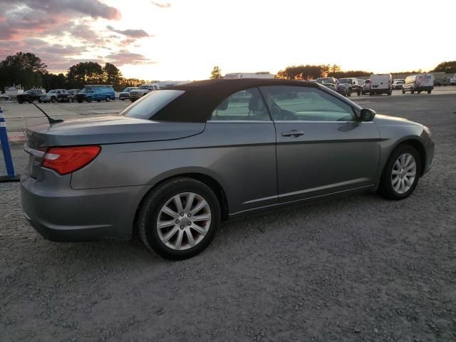 2013 Chrysler 200 Touring