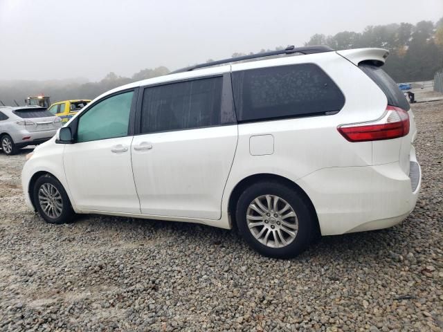 2015 Toyota Sienna XLE