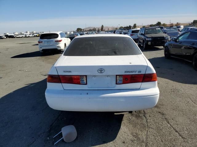 2000 Toyota Camry CE