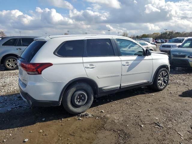 2017 Mitsubishi Outlander ES