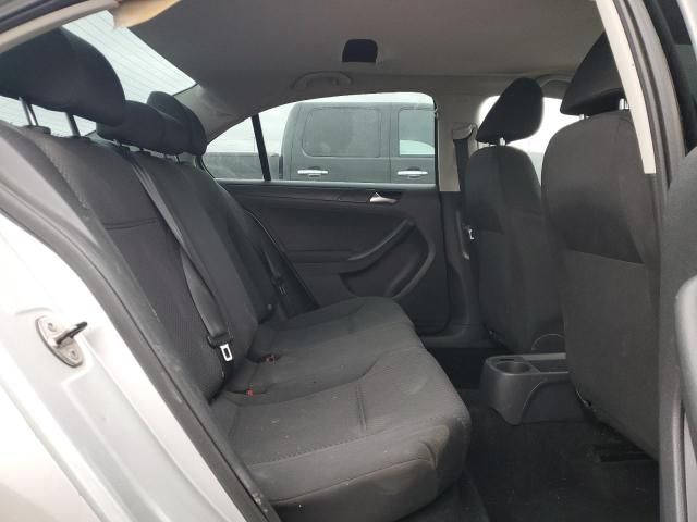 2011 Volkswagen Jetta Base