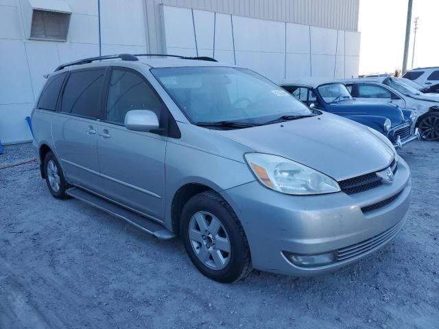 2005 Toyota Sienna XLE