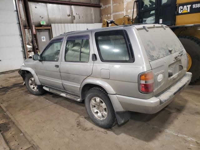 1999 Nissan Pathfinder LE