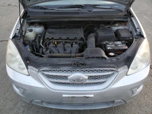 2009 KIA Rondo Base