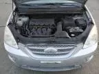 2009 KIA Rondo Base