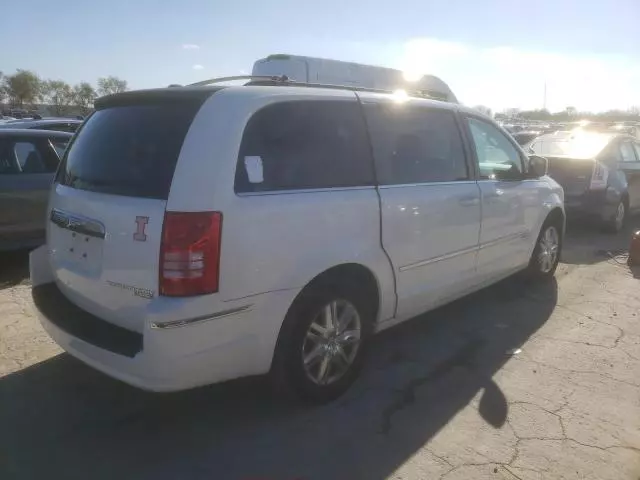 2010 Chrysler Town & Country Touring