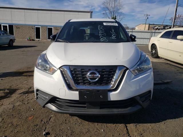 2020 Nissan Kicks S