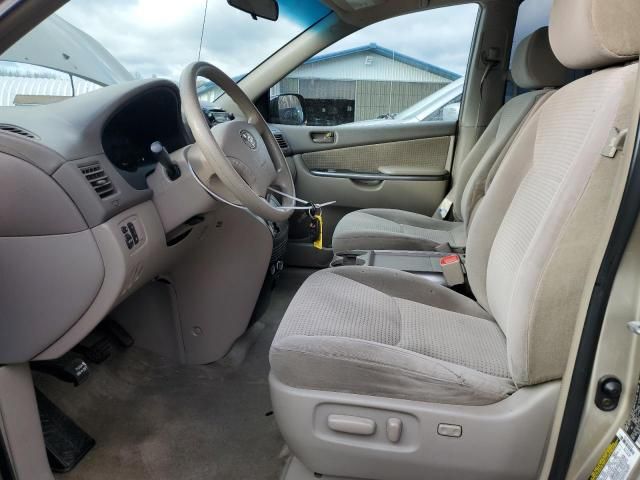 2006 Toyota Sienna LE