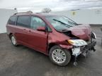 2016 Toyota Sienna XLE