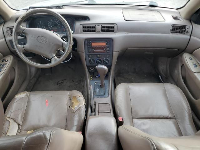 2000 Toyota Camry LE