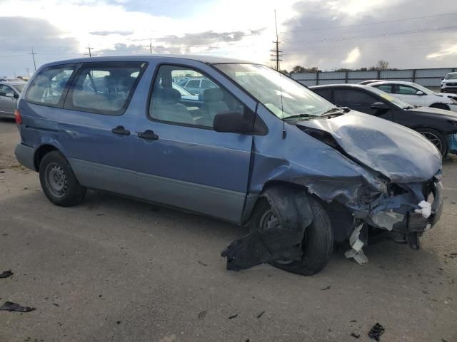 1998 Toyota Sienna CE