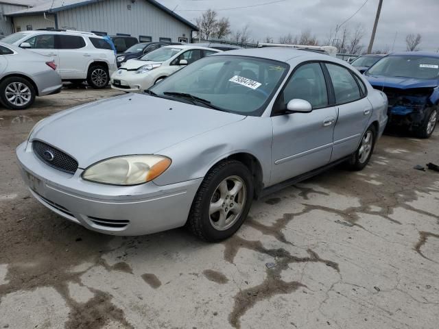 2004 Ford Taurus SE