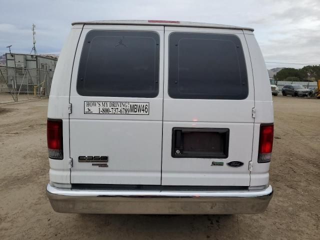 2013 Ford Econoline E350 Super Duty Wagon